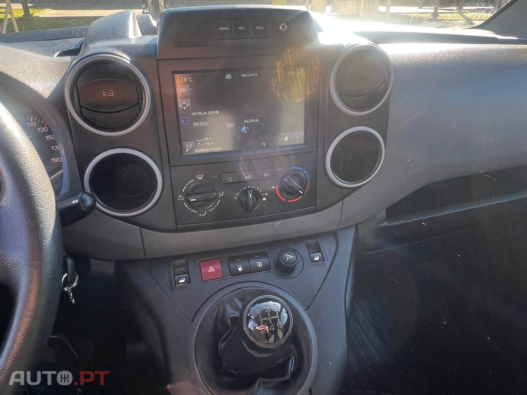 Peugeot Partner 1.6 BlueHDi L1 Premium 3L