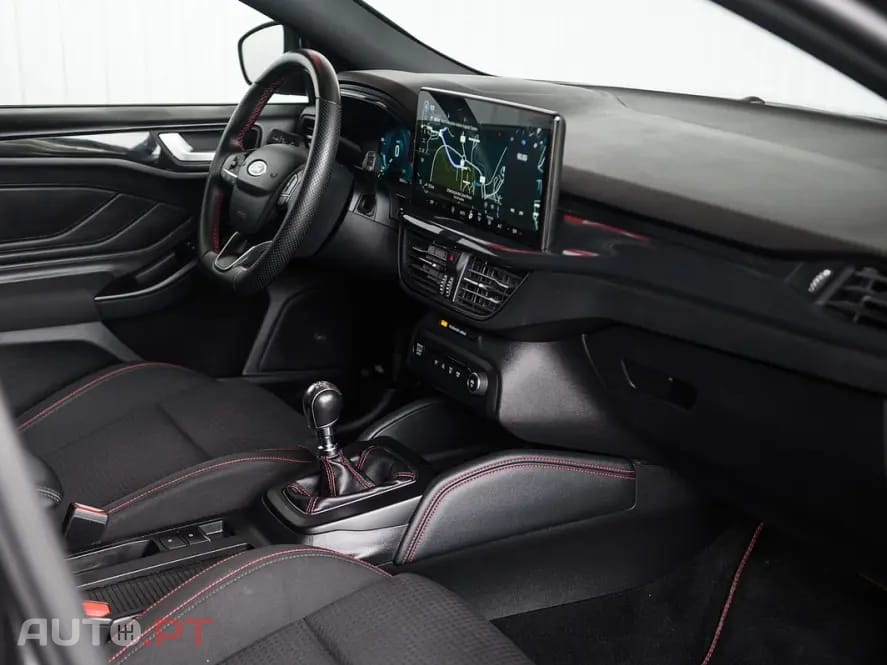 Ford Focus SW 1.0 EcoBoost ST-Line