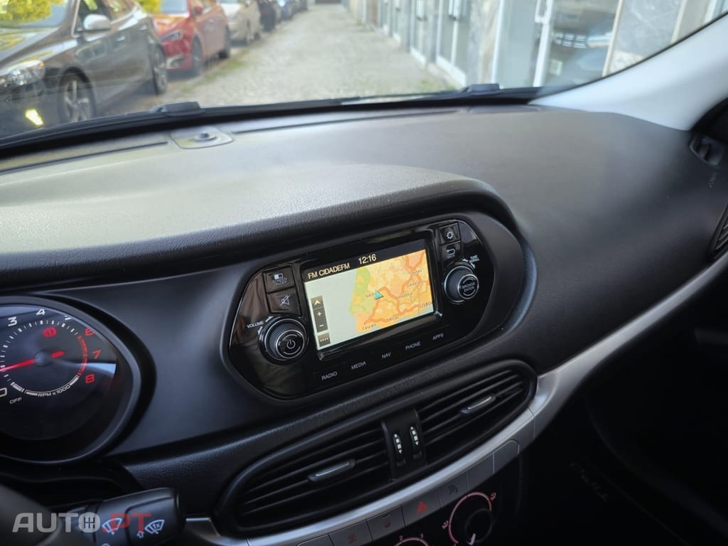 Fiat Tipo 1.4 Easy