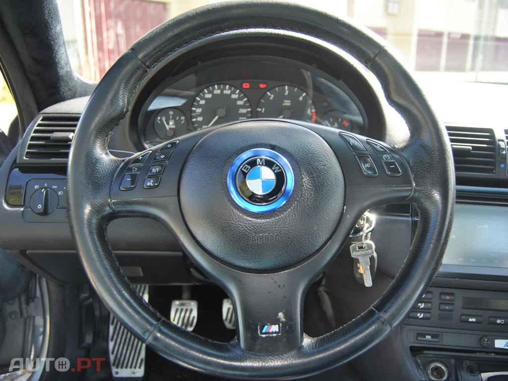 BMW 330 E46