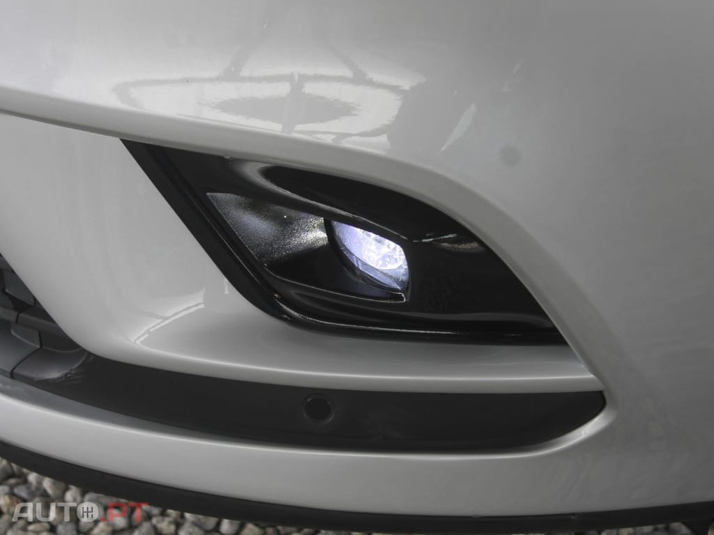 Renault Clio ENERGY TCe 120 EDC Intens