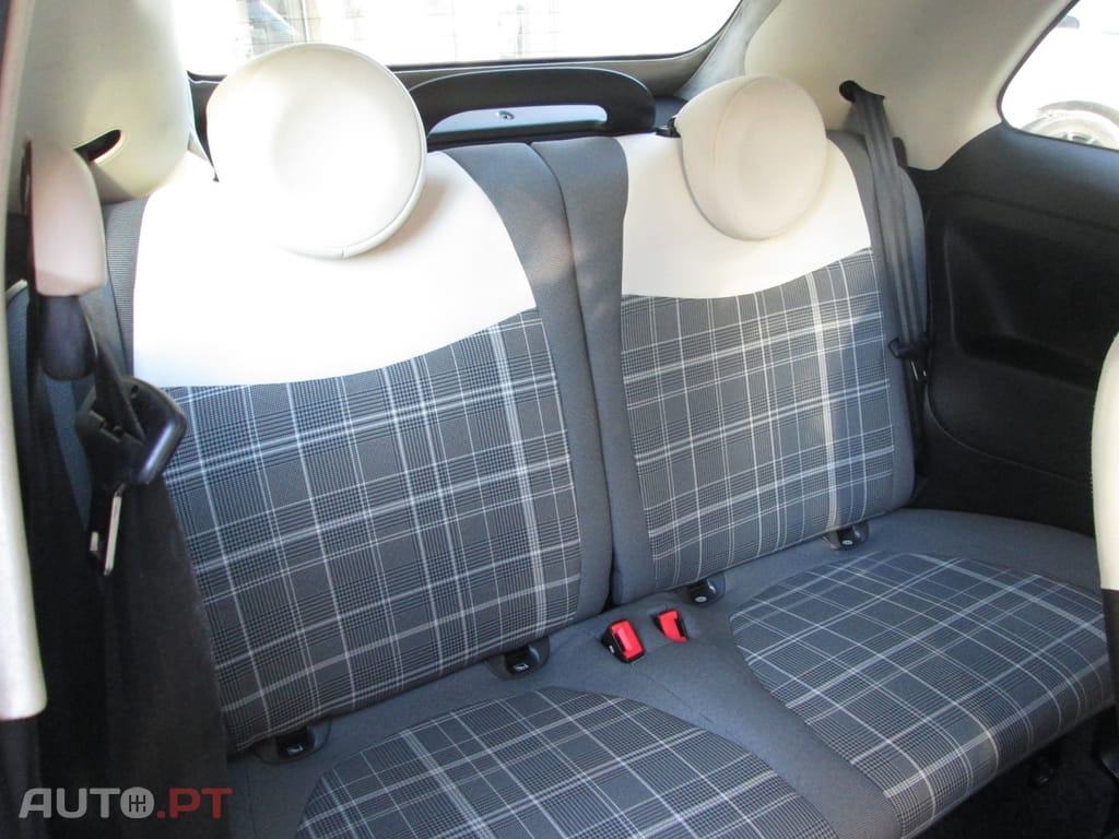 Fiat 500C 1.0 Hybrid (RED)