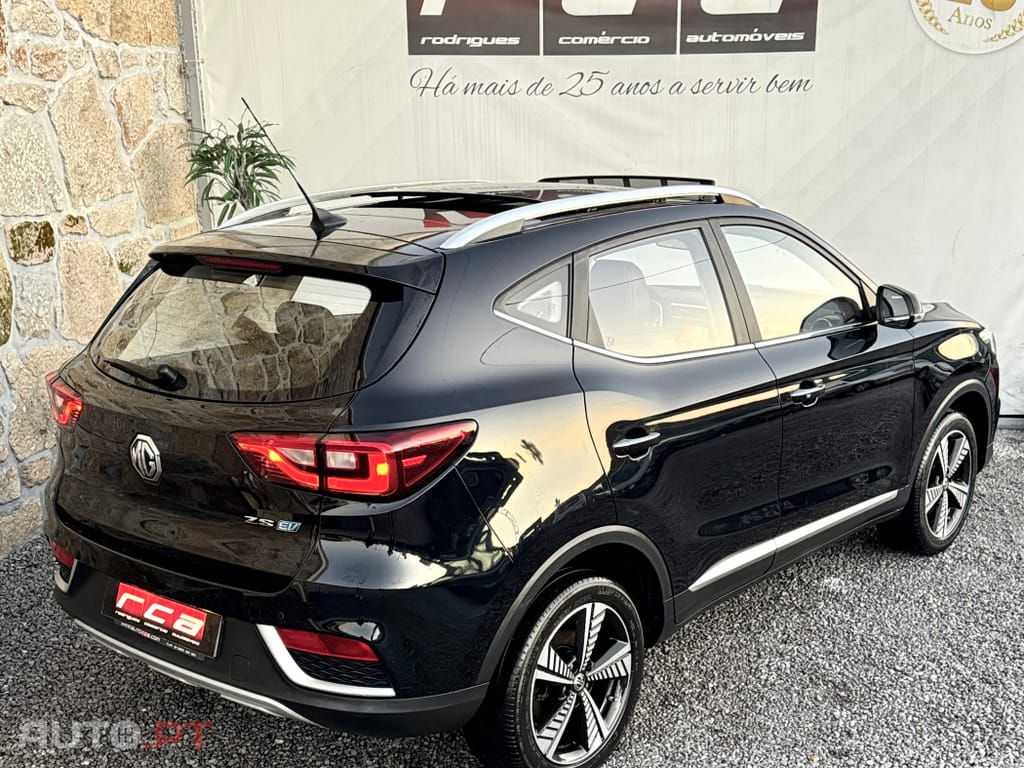 MG ZS EV 44.5 kWh Luxury  c/ IVA