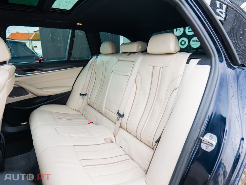 BMW 520 d Pack Desportivo M Auto