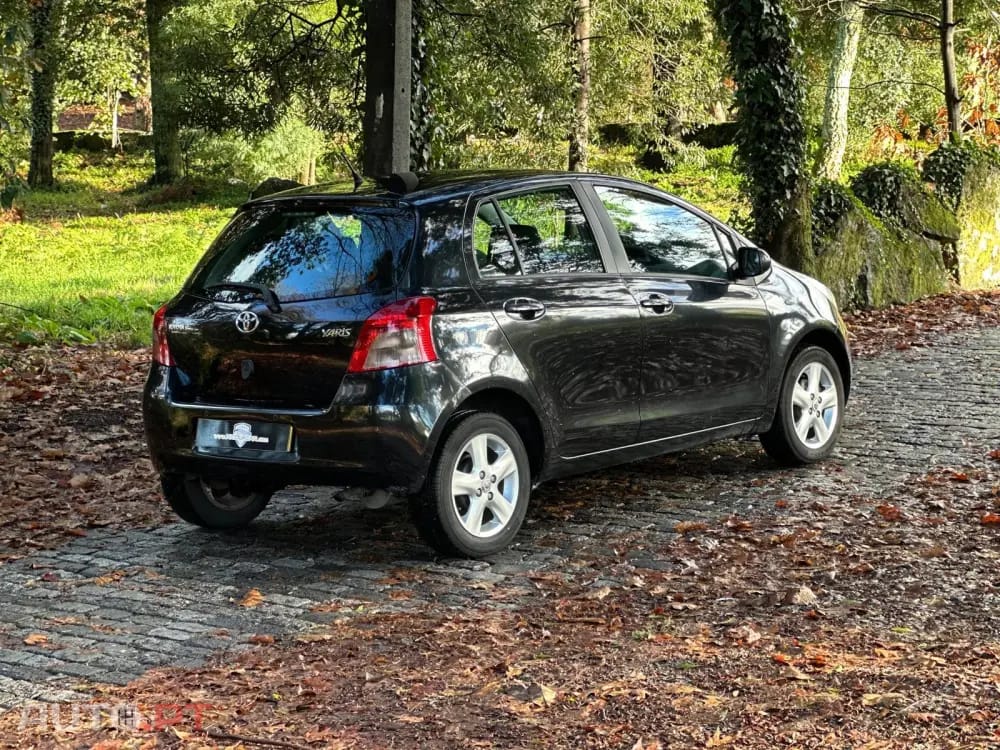 Toyota Yaris 1.0 VVT-i High Pack MM