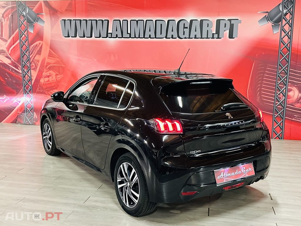 Peugeot 208 1.2 PureTech Allure Pack