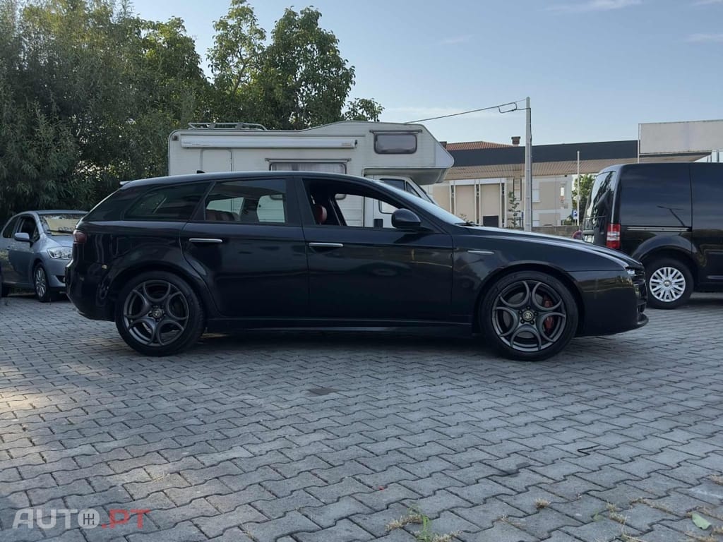 Alfa Romeo 159 1.9 JTDm 16V Sportiva