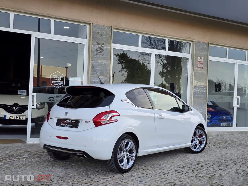 Peugeot 208 1.6 THP GTi