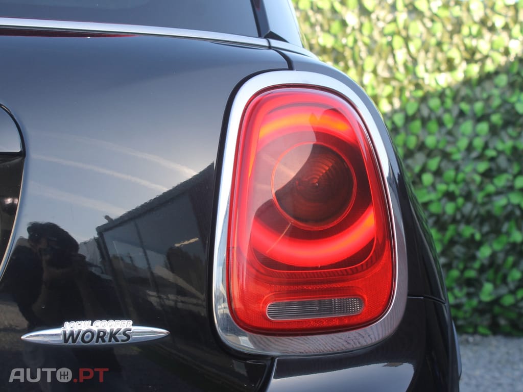 MINI John Cooper Works Auto Desportiva