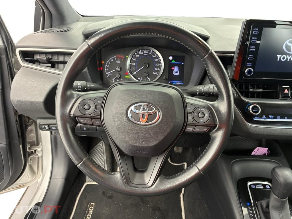 Toyota Corolla TS 1.8 Hybrid Active