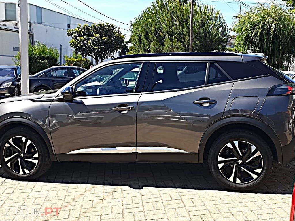 Peugeot 2008 1.2 PureTech Allure Pack EAT8