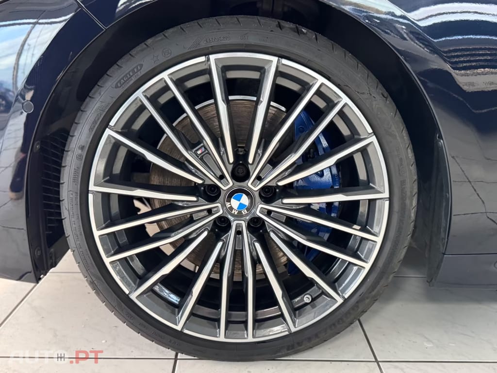 BMW 840 d xDrive Pack M