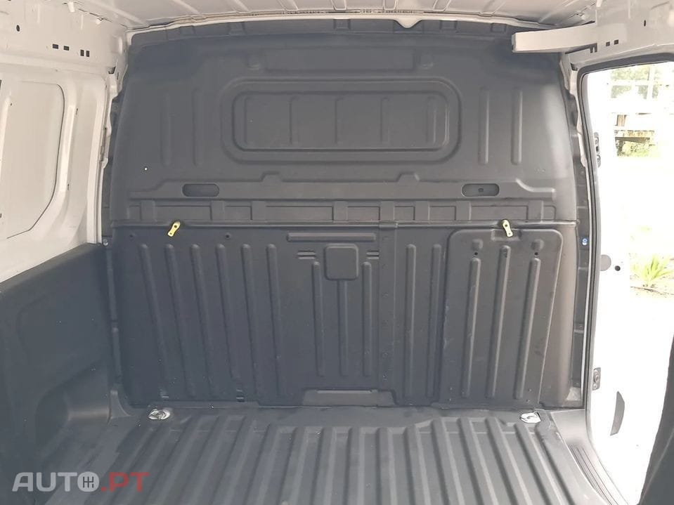 Peugeot Partner 1.5 BlueHDi Premium Standard