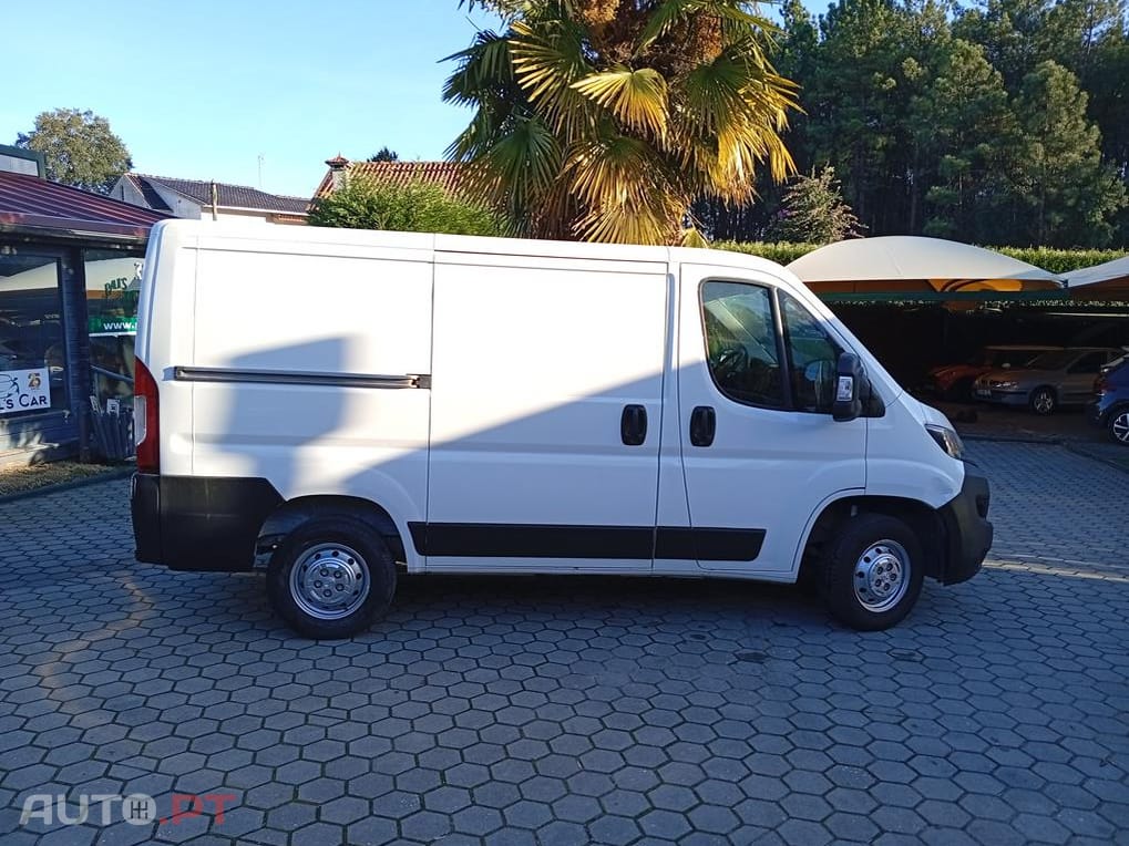 Peugeot Boxer 2.2 BLUE HDI