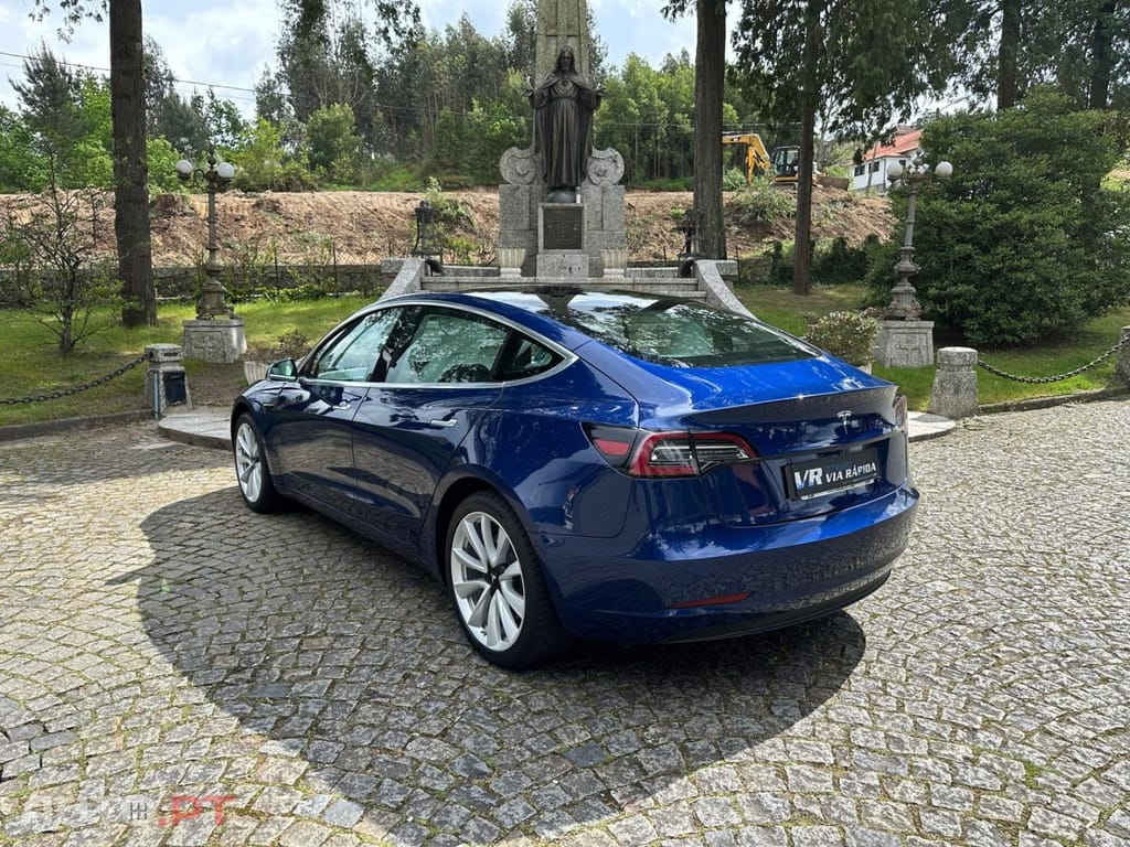 Tesla Model 3 Standard Range Plus RWD