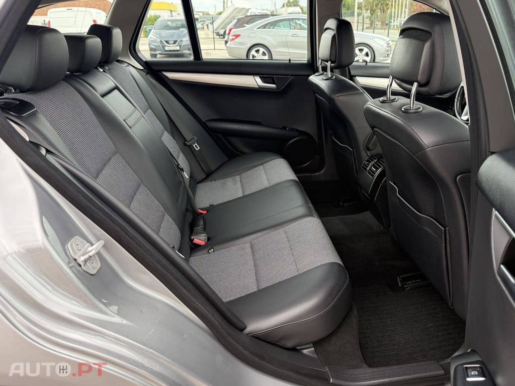 Mercedes-Benz C 200 CDI Avantgarde — fotografia 12