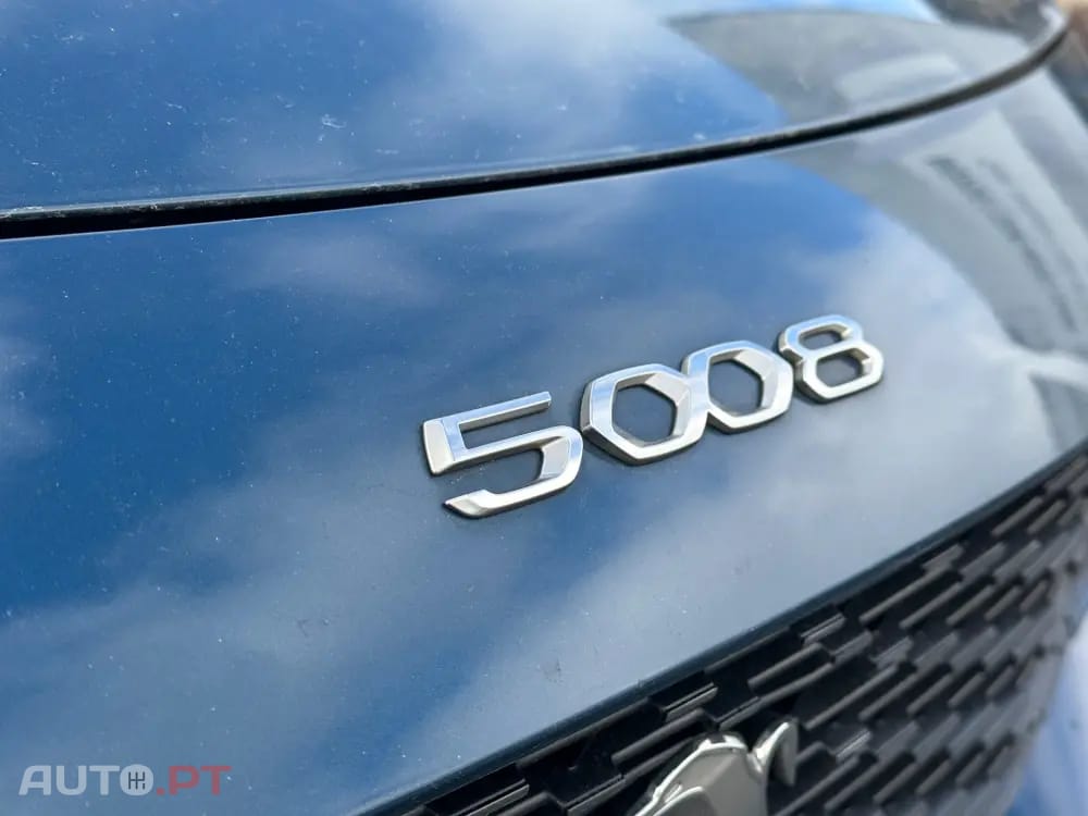 Peugeot 5008 1.5 BlueHDi Allure EAT8