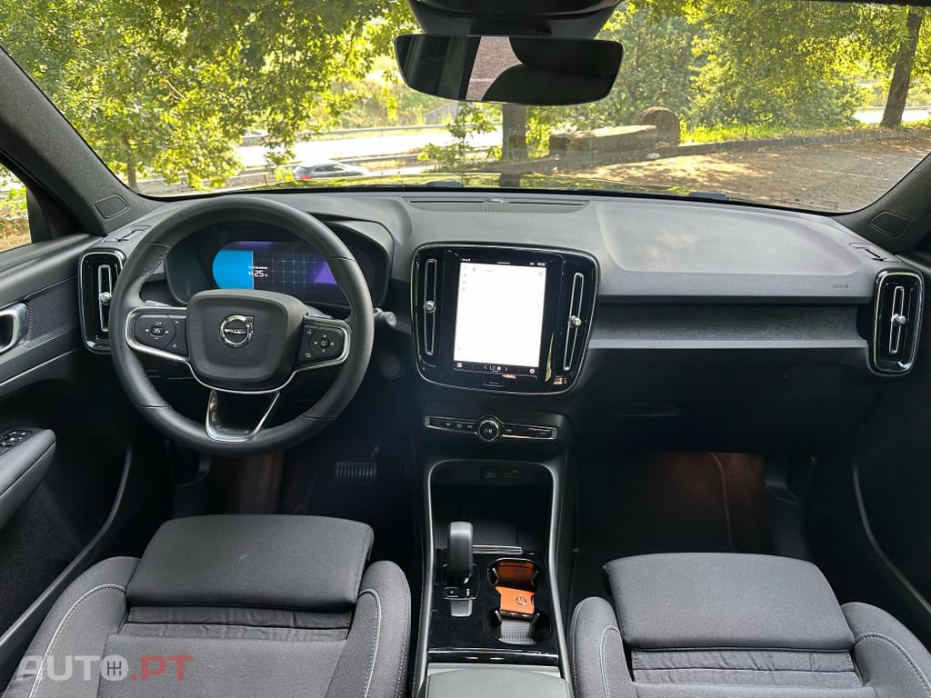 Volvo XC40 Recharge Plus