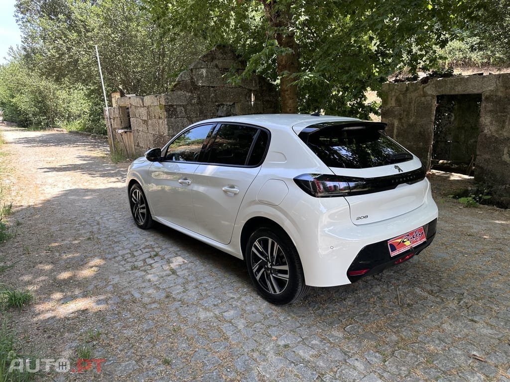 Peugeot 208 1.5 BlueHDi Allure Pack