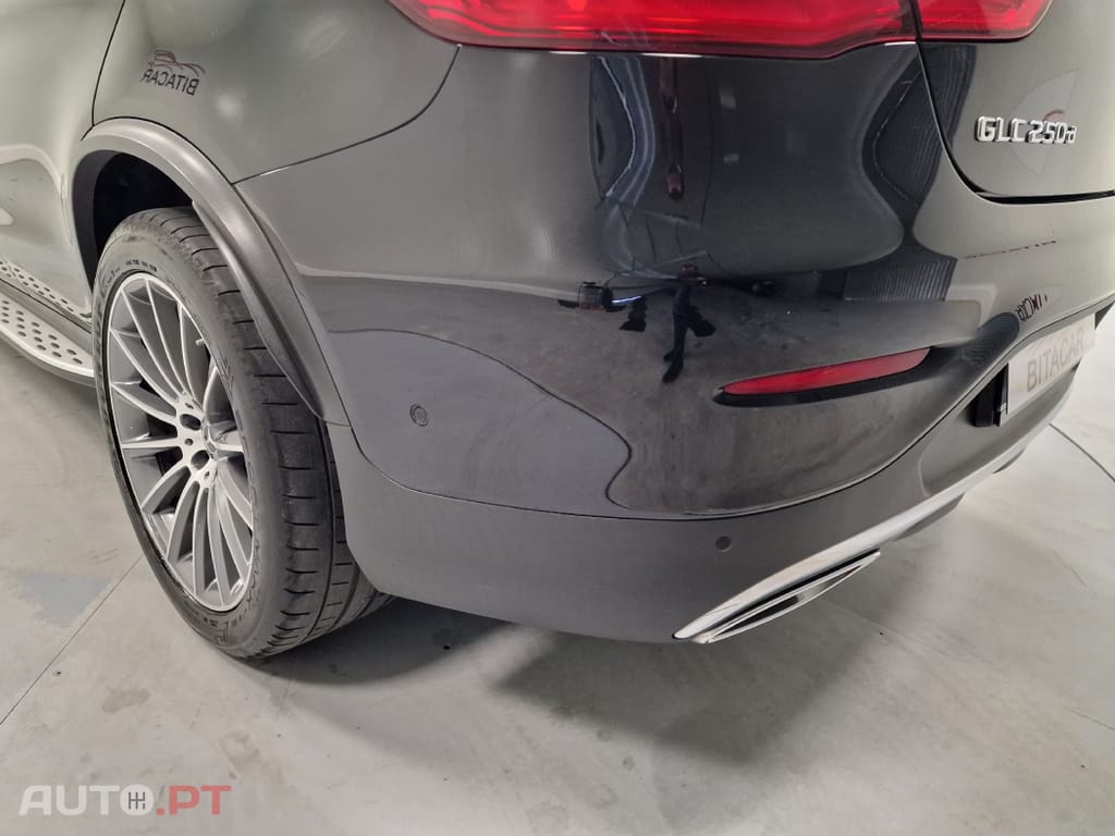 Mercedes-Benz GLC 250 COUPE AMG LINE 4-MATIC AUT.