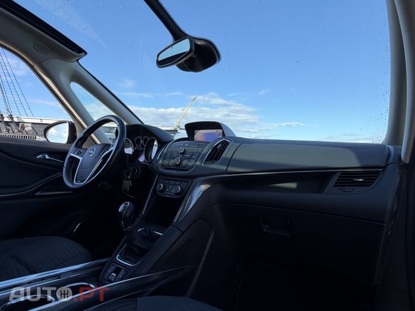 Opel Zafira 2.0 CDTi Cosmo