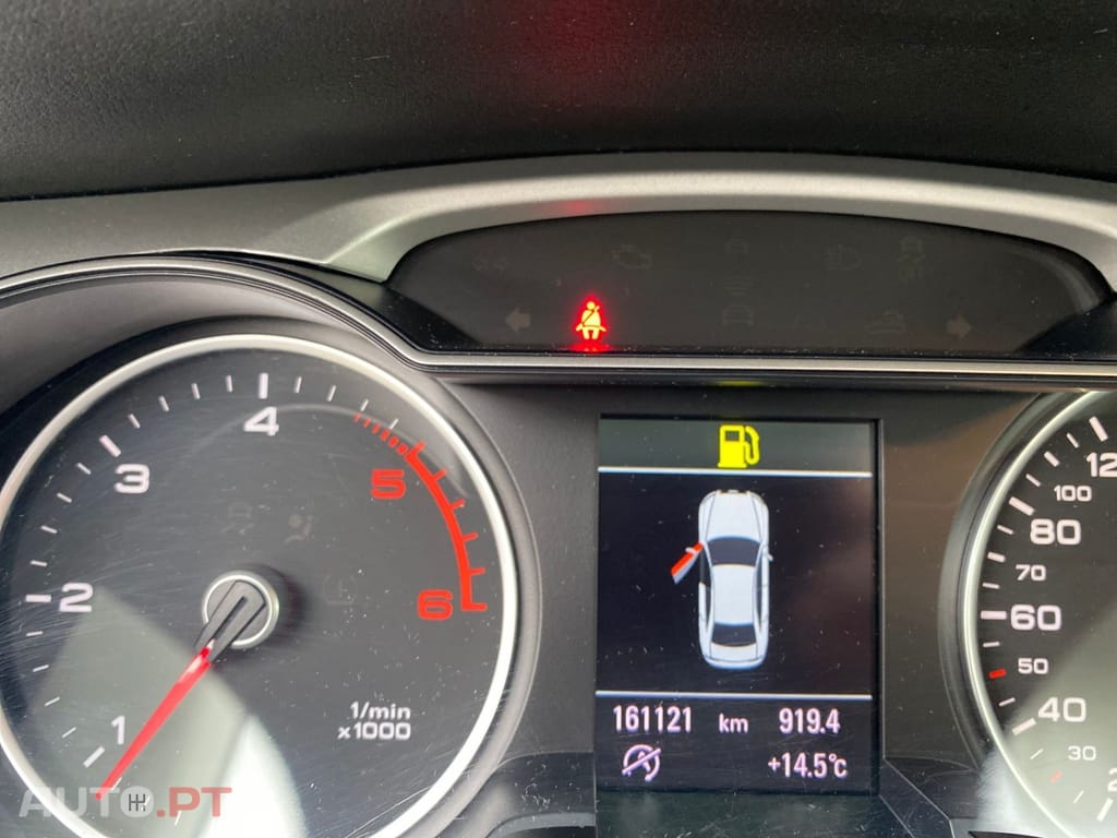 Audi A4 2.0 TDI Business Line S-line