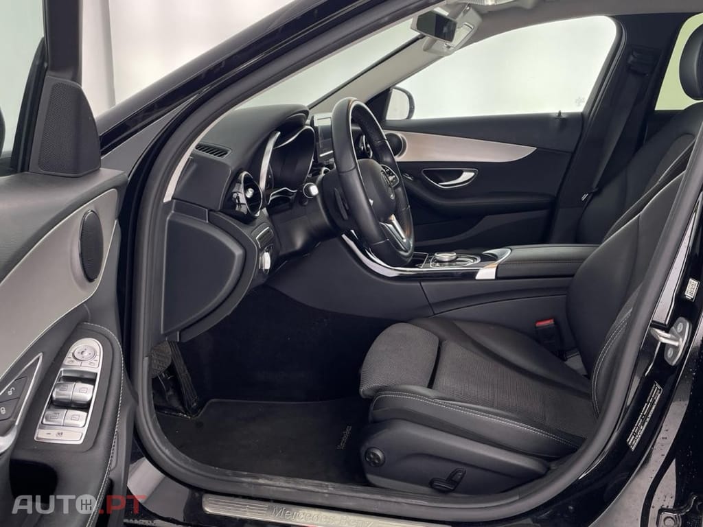 Mercedes-Benz C 300 e Avantgarde