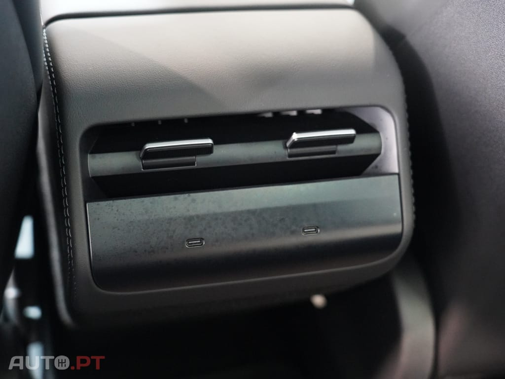 Tesla Model 3 Tração Traseira