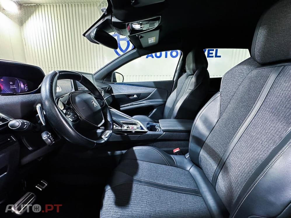 Peugeot 3008 1.6 PureTech GT EAT8