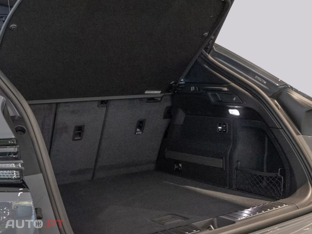 Porsche Macan Turbo  I.V.A DEDUTÍVEL