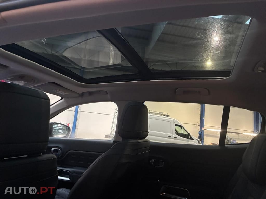 Citroen C5 Aircross 1.6 Hybrid Shine e-EAT8