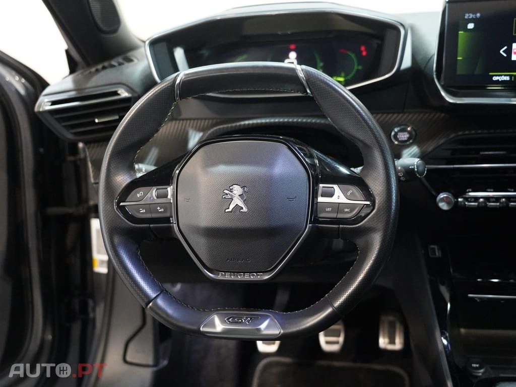 Peugeot 2008 1.2 PureTech GT Line