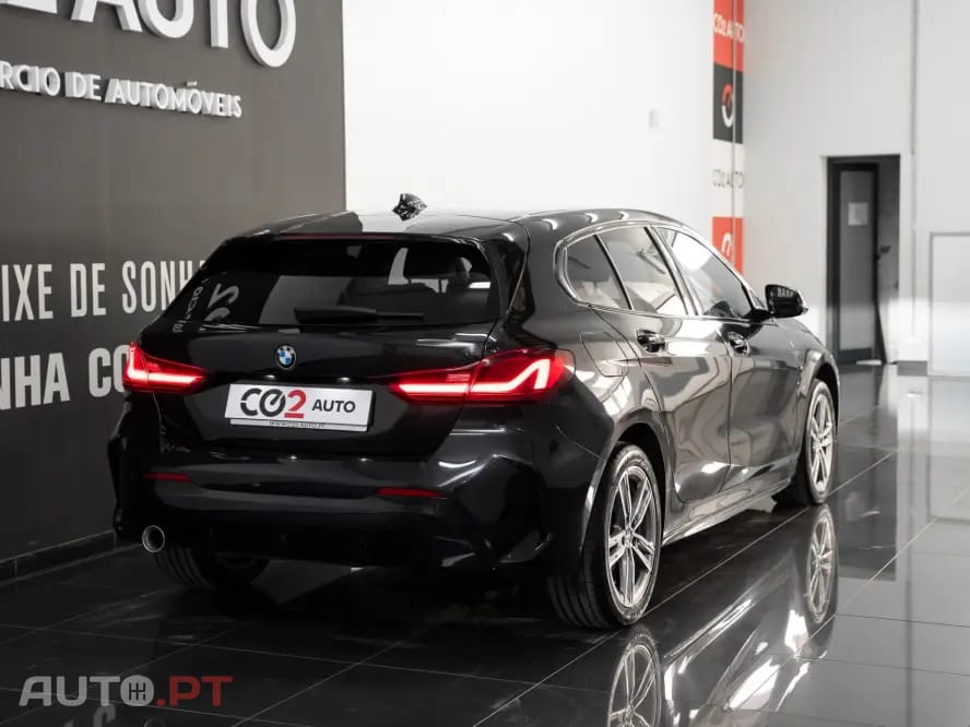 BMW 116 d Pack Desportivo M Auto