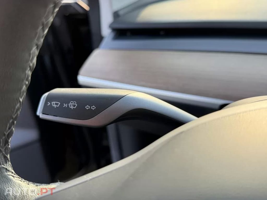 Tesla Model 3 Long Range Tração Integral