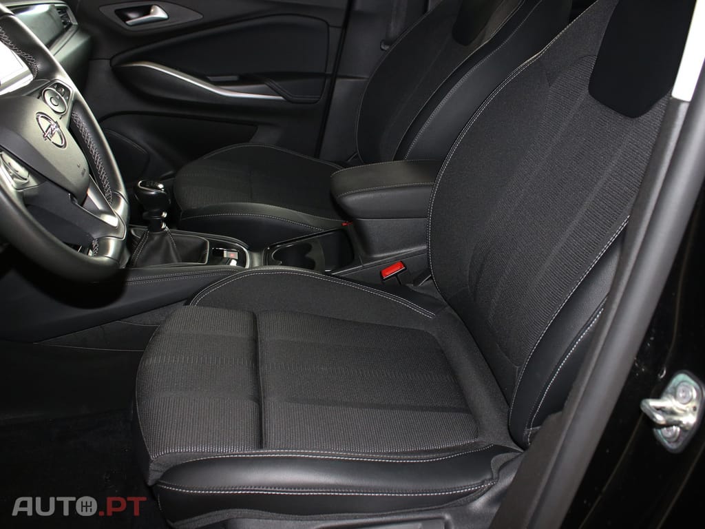 Opel Grandland (X) 1.2 T GS Line