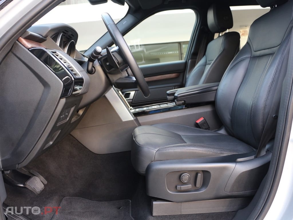 Land Rover Discovery 2.0 SD4 HSE Luxury Auto