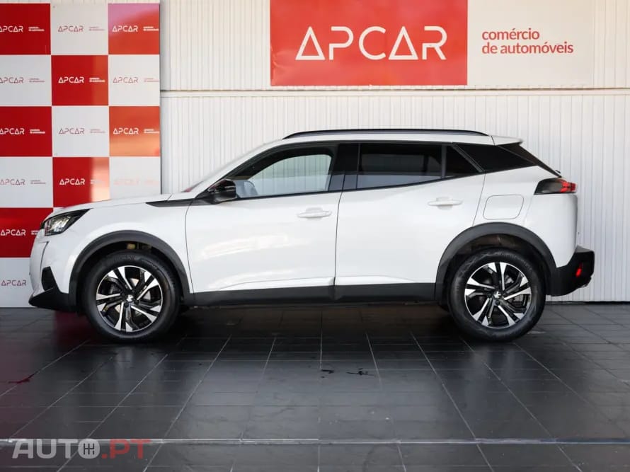 Peugeot 2008 1.2 PureTech Allure EAT8