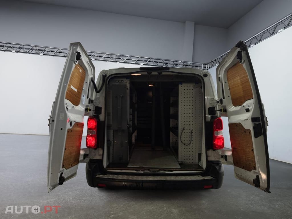 Peugeot Expert 2.0 BlueHDi Long Ashpalt