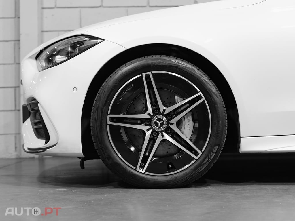 Mercedes-Benz C 300 e 9G-TRONIC AMG Line