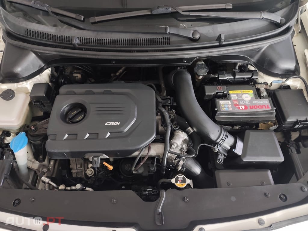 Hyundai i20 1.1 CRDi Blue Access+Bluetooth+Comandos no Volante