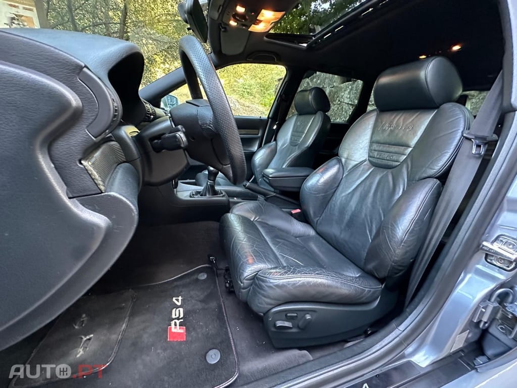 Audi RS4 2.7 V6 quattro