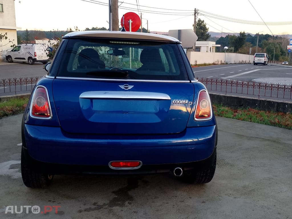 MINI Cooper 1.6 110cv