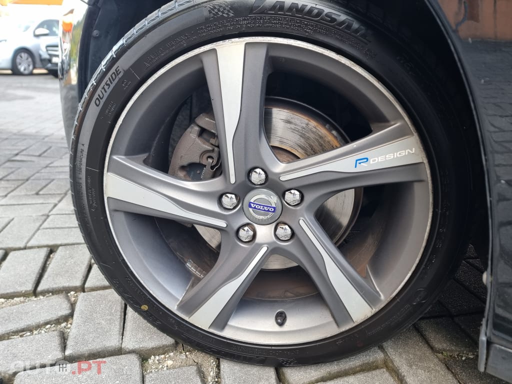 Volvo V60 1.6 D2 R-Design
