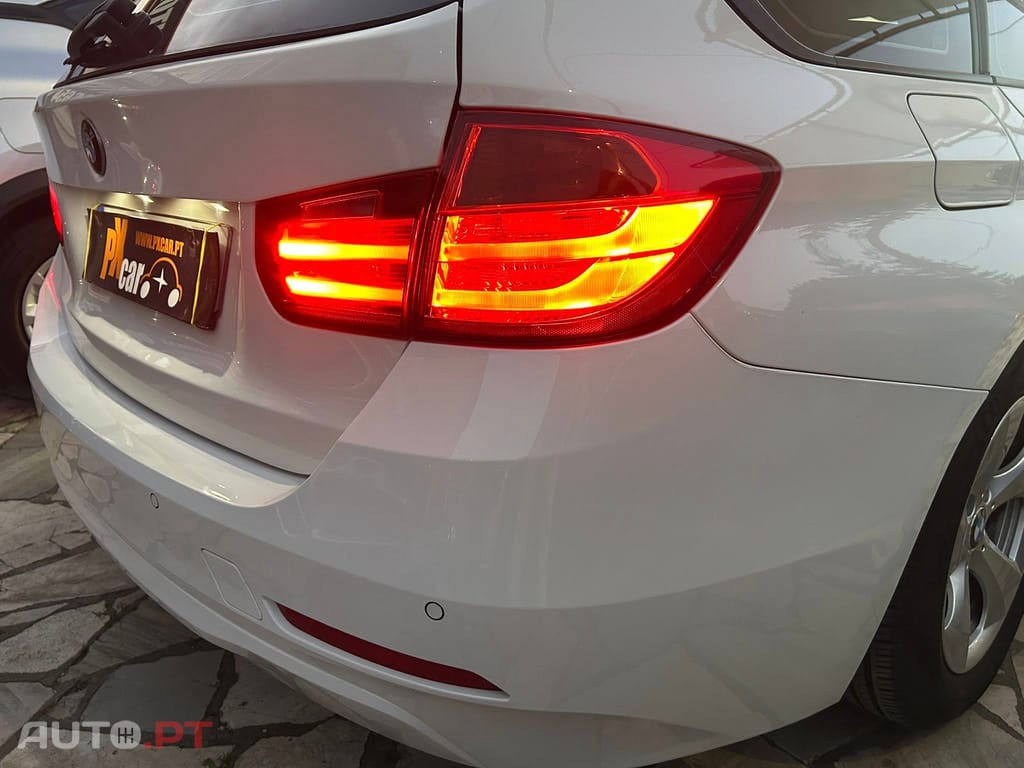 BMW 320 d Line Modern Auto-2013