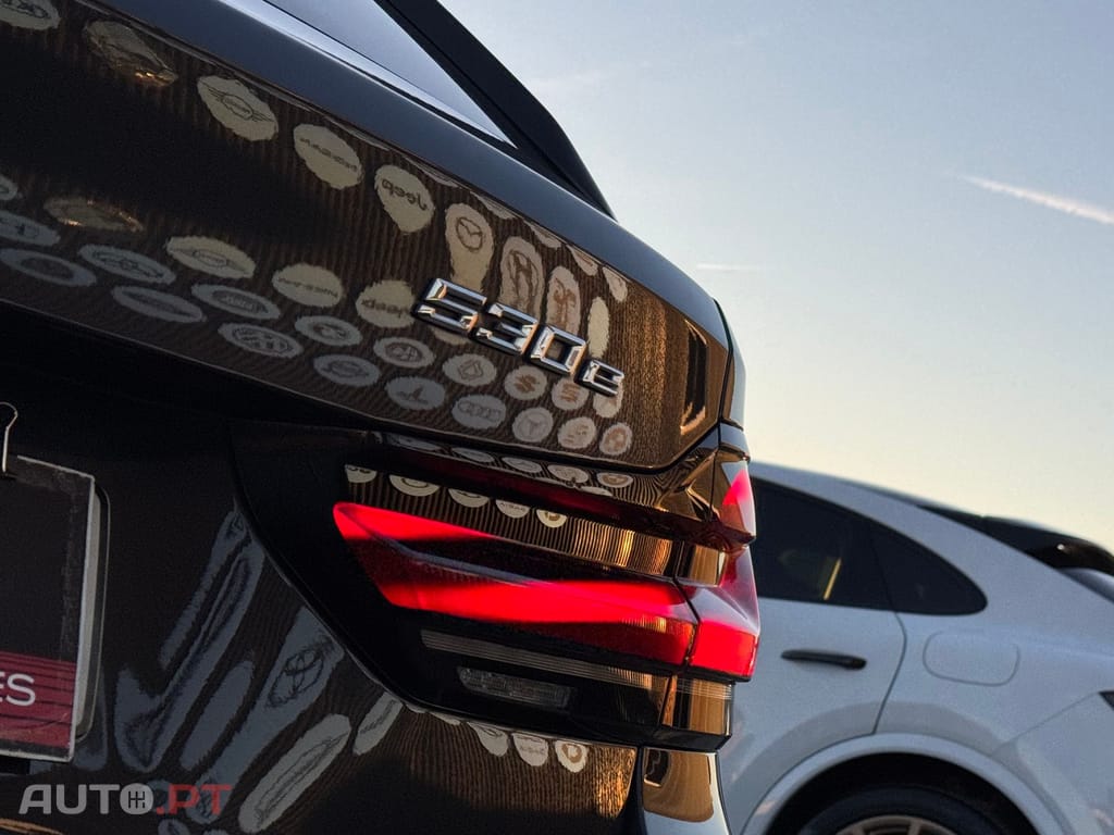 BMW 530 e Pack Desportivo M