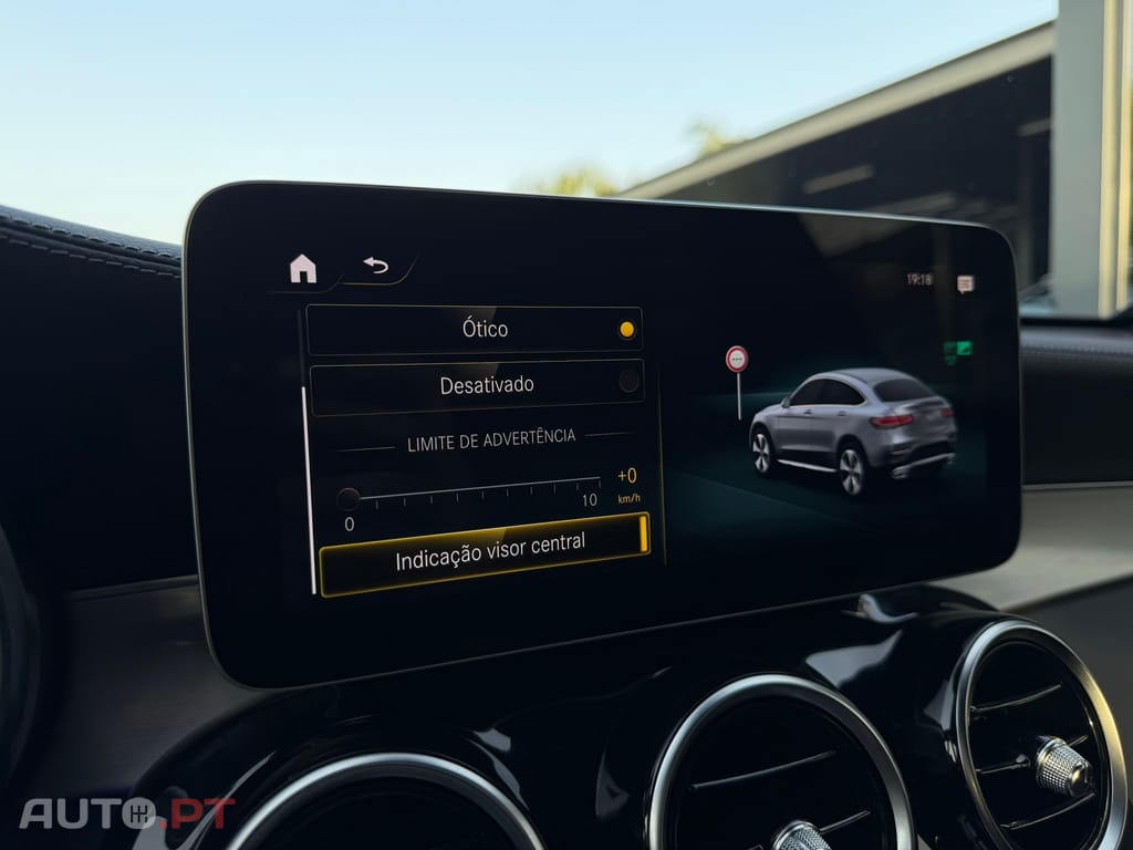 Mercedes-Benz GLC 300 e Coupé 4Matic