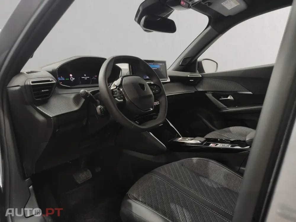 Peugeot E-2008 54 kWh Allure