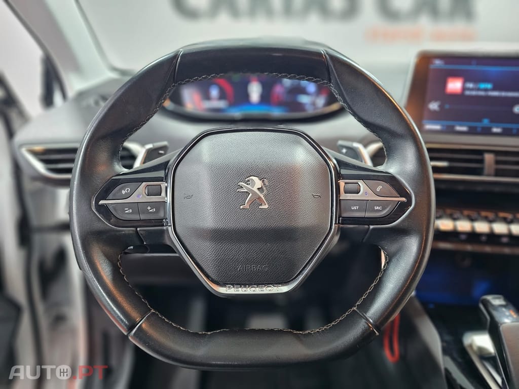 Peugeot 5008 1.2 PureTech Allure EAT8