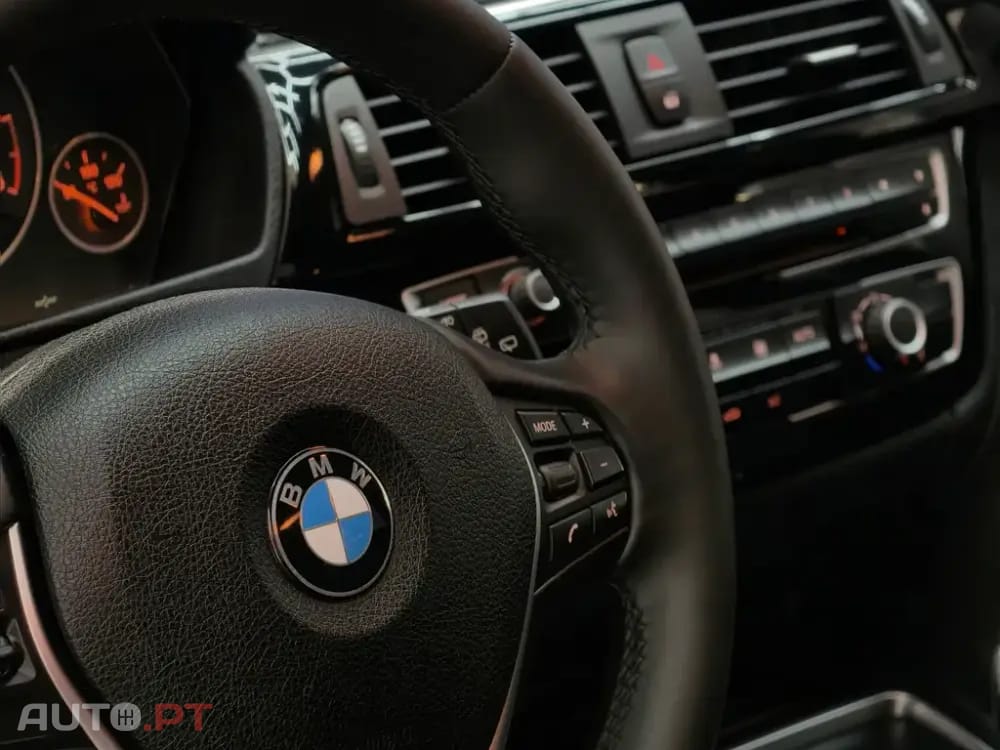 BMW 318 d Line Sport Auto