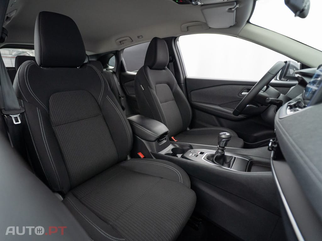 Nissan Qashqai 1.3 DIG-T MHEV Engage